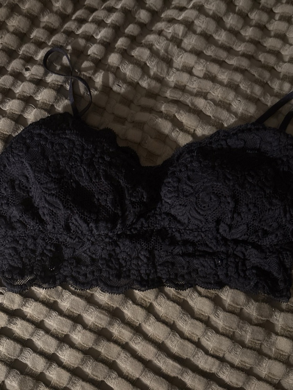 Lace Bralette with Scalloped Hem - Black
